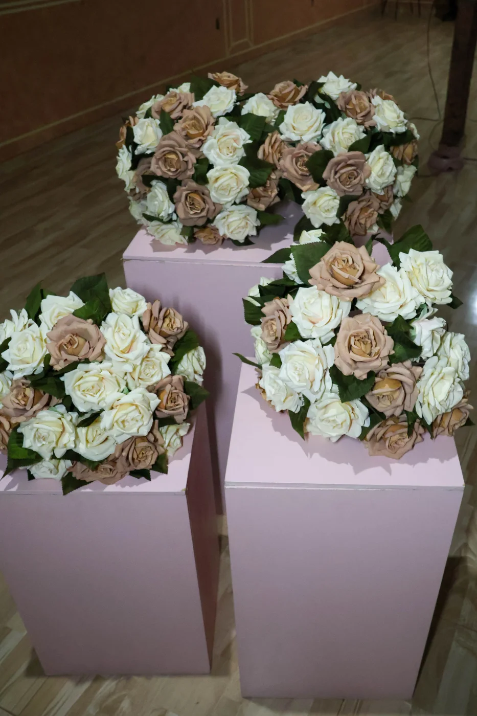 Par de Arranjo de Flores para alugar em Brazlândia